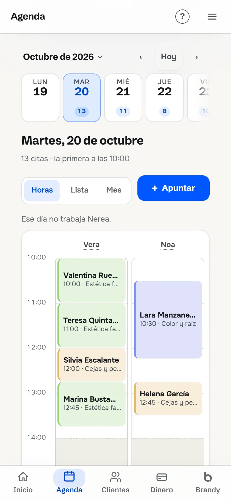 Agenda de un martes en Salón Lúa: las citas de Vera y de Noa en columnas, con su servicio y su hora.